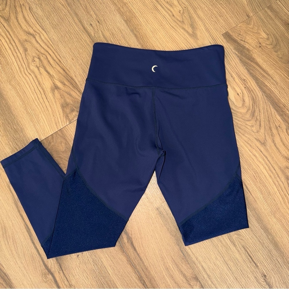 ZYIA Navy Shimmer Soft n Snug 7/8 Leggings - Picture 3 of 4
